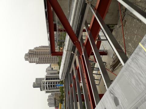 雙全工程行 - 蓋鐵皮浪板之未完成之鋼構圖片。