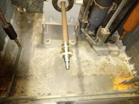 薛凱冷氣有限公司 - 窗型冷氣拆除過程保養前