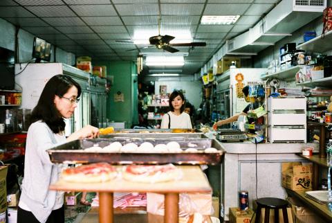 Fly - 2018藝穗節《點香》宣傳照側拍