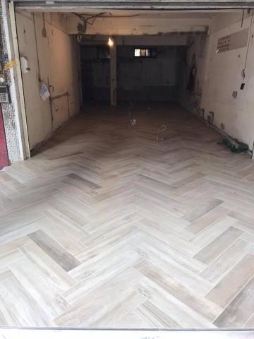 磁星工程行 - 木紋磚完成