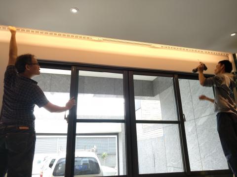 采晴窗簾 - 專業安裝師傅