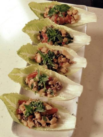 Yvonne（ 僅接預約線上諮詢） - 幫公司拍攝FB-泰式打拋杏鮑菇（手作食譜照）