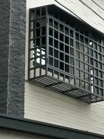 富麗旺鋼鋁工程行 - 防盜凸窗