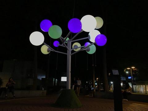 陳志芳 - 2017中山新天地《說好一起．玩設計》互動燈光藝術裝置｜2017