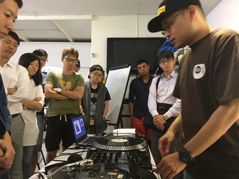 元神極限運動整合行銷有限公司 - DJ教學