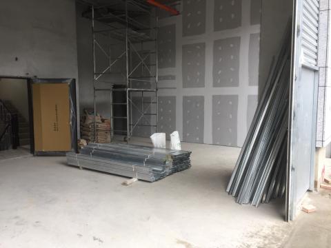 翌立企業有限公司 Walls ＆ Ceilings - 