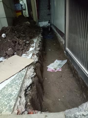 專業拆除打石 - 新增管路，地板打除，挖土