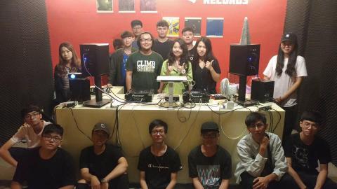 崛起音樂工作室 - 教授編曲課於梁山樂客 Land music