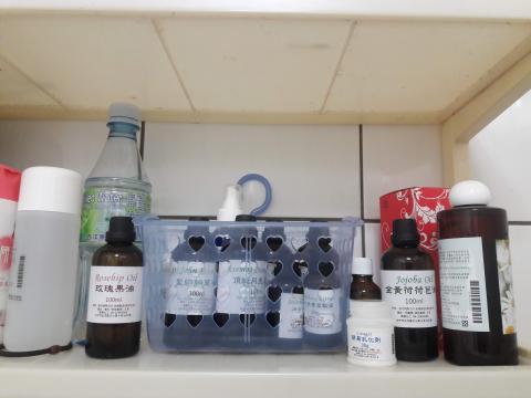 Yoko - 忘了相片只能放二十張的話，作品放不太下，就放我目前可想的到的吧