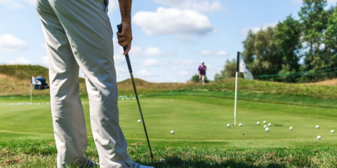 泰隆高爾夫學苑 - 高爾夫，是一項高端的運動，是一種目標練習。如果沒有透過專業的教練指導，除了容易受發生運動傷害外，也有可能造成往後姿勢錯傷的發生。