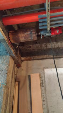 凱圳 - 牆面洗洞。