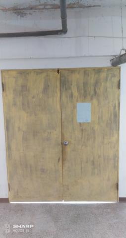 展豪油漆工程行 - 木門油漆前 展豪油漆工程行 - 木門油漆前