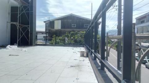 湯竣傑不鏽鋼工作室 - 玻璃欄杆(玻璃未安裝)