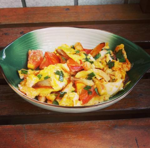 林稚羚 - 家常蕃茄炒蛋
?