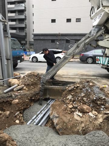 居家水電/水電工程(中彰投) - 台電．自來水．電信．瓦斯
排水．接外管線挖掘．配置．回填
補強灌漿