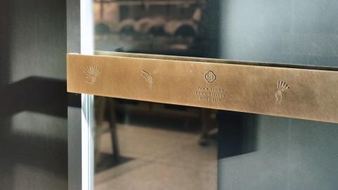 F&O DESIGN STUDIO - JINGFAN|京扇子|BRANDING F&O DESIGN STUDIO - JINGFAN|京扇子|BRANDING