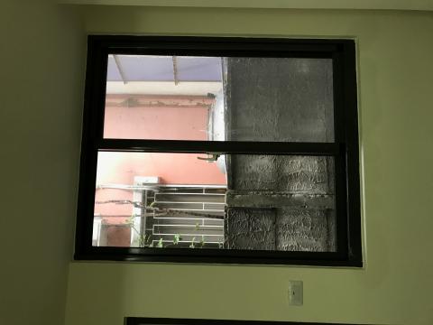 勝宏（正峰）鋁門窗 - 