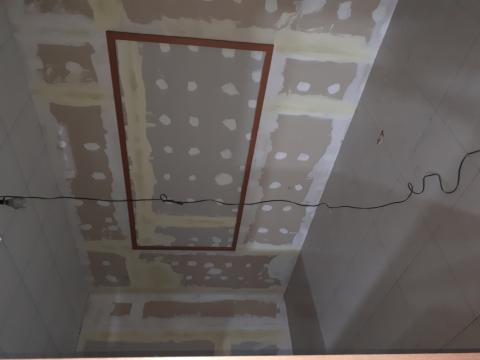 金玉滿堂  油漆 防水 工程 - 輕隔間AB膠補土