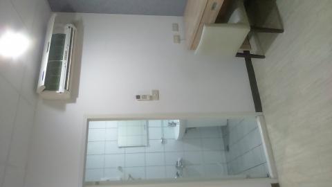 劉小姐 - 冷氣機擦拭