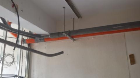 水電工程 - 住宅改套房
排水管吊管施工