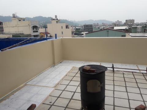 專營抓漏&middot; 防水&middot;隔熱&middot;壁癌處理&middot;室內油漆 - 