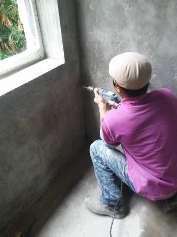 仁祥泥作工程 - 新砌磚浴缸牆面植筋