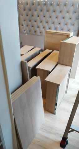 騰玲清潔服務企業社 - 要細清所以都會很細心把所有能拆的櫃子都拆下清潔到最乾凈