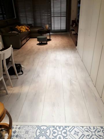 專業木質地板 免費到府估價 （徐小姐） - 