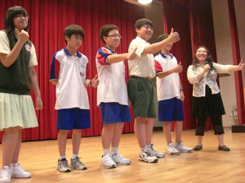 徐玉樺 - 到校園演講分享生命故事的自己(二)
累積人數超過17萬人