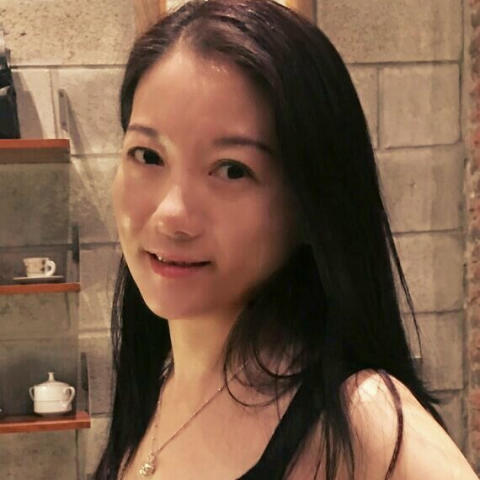 提供染髮劑天然服務的專家Alice老師