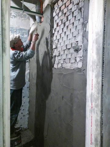 仁祥泥作工程 - 廁所貼磚打底