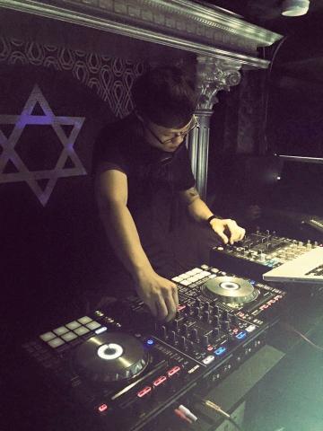 DJ黃銘 - 2015高雄money