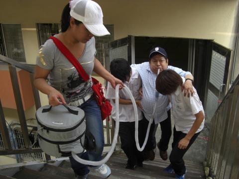 徐玉樺 - 金鷹獎 台北/台灣/身障模範勞工生命鬥士陳榮福先生