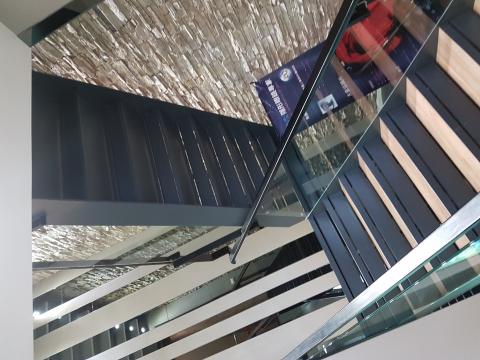 銘燿金屬設計 - 