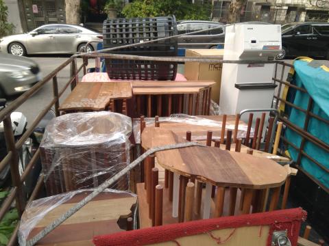 公鹿運輸 Nick Yo - 滿滿的木工坊用具 