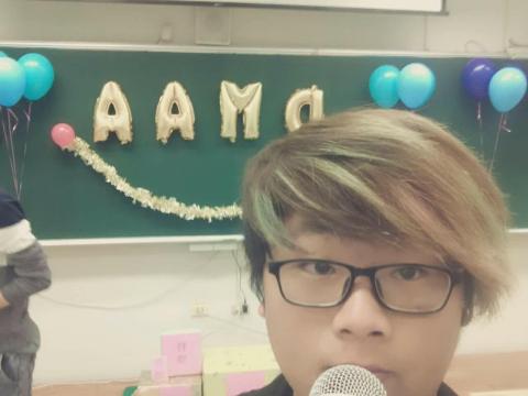 音樂饗宴 - 聖誕趴踢主持人