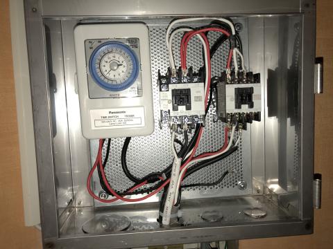 蕭宇笙（竹子工作室） - 客製化電控配盤，高規格元件配置。