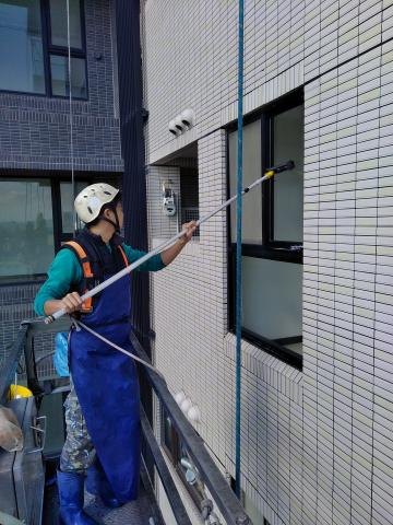 創鑫外牆有限公司 - 外牆清洗