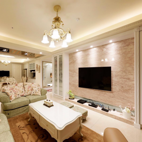 辰作 空間設計 - 作品7號  蘆竹-新成屋  鄉村古典
本案由本人於前公司任職時全權專案負責
此案的業主是一個美容美甲師  客人都是在他的住所作美甲美睫 
他希望把家裡當成一個店面招牌 因此我們用大氣的大理石做電視牆
利用古典線板烤漆與牆面霧鄉色的搭配 利用走道大面積的反光鏡 讓整體呈現微奢華的古典感 大氣 俐落 