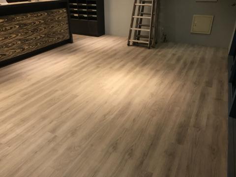 小陳塑膠地板 - 