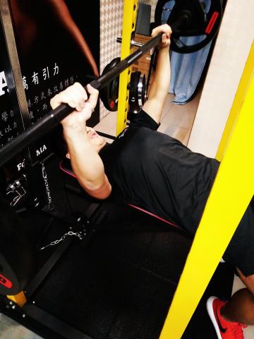 ForceMA萬有引力運動工作室 - 