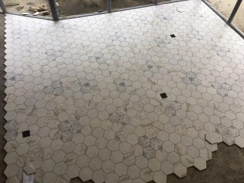 麗家建築工程 - 五角磚施作