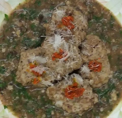 雨咚奇異科技有限公司  - 即興料理:高麗菜堅果肉丸子