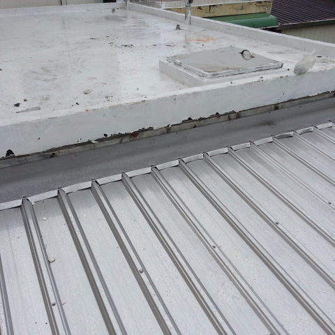 安心居家服務 - 中壢區頂樓鍍鋅板換白鐵板
