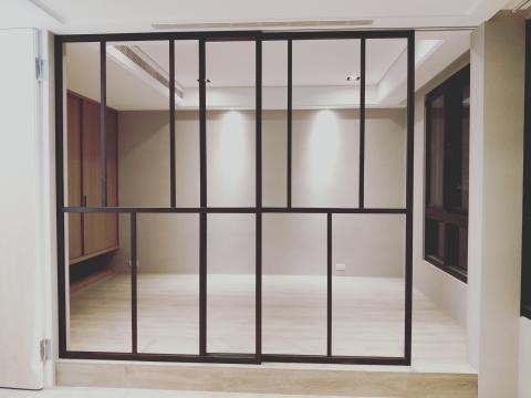 翔鴻工程公司 翔鴻防水工程公司 - 鐵件拉門施工