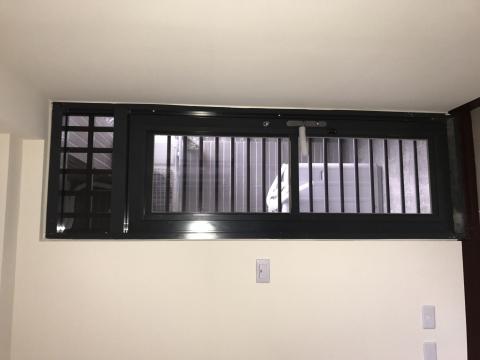 勝宏（正峰）鋁門窗 - 