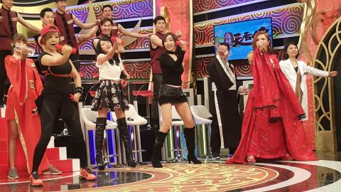 赫菈文創整合行銷有限公司 - 自家藝人李宓錄影電視節目
(節目：麻辣天后傳)