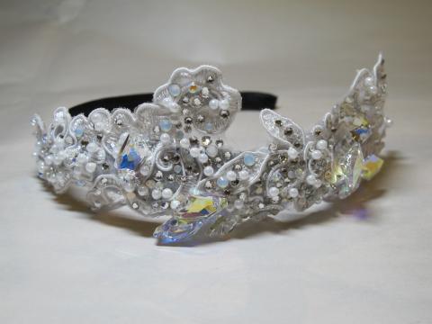 Chigo - 婚禮宴會髮飾製作