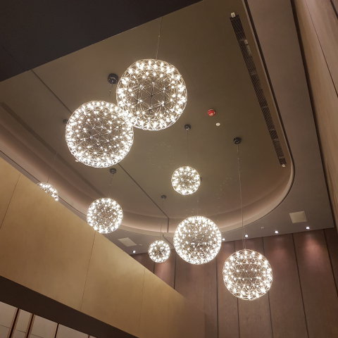 提供燈具批發高雄服務的專家張世欣