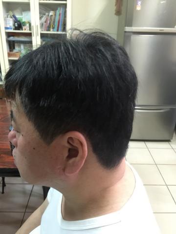 小潘珠寶、室內設計-工作室 - 全頭剪髮側臉